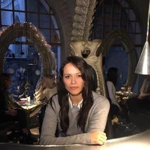 Meet your Posher, Lucy